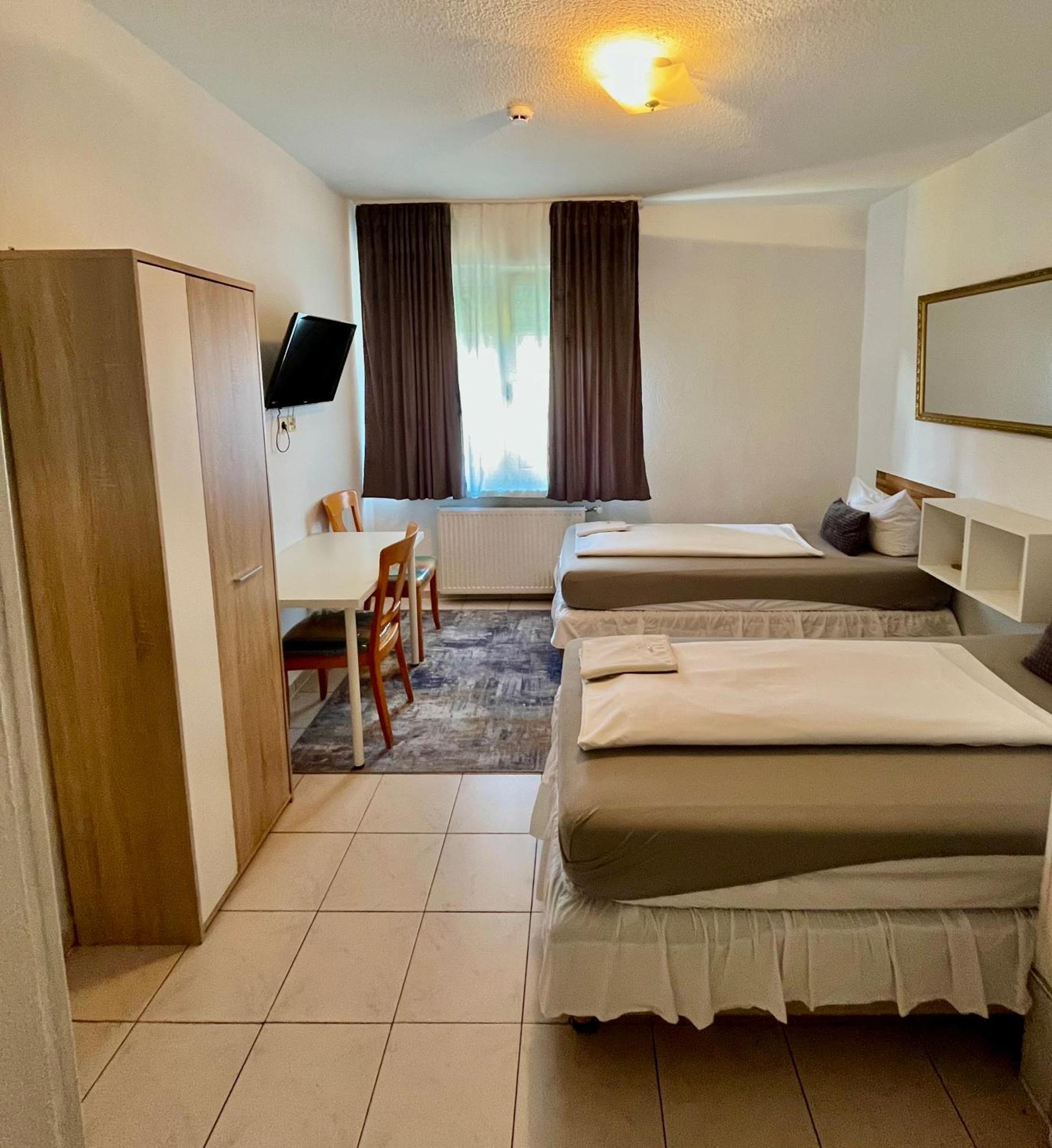 Hotel Nello Offenbach am Main ภายนอก รูปภาพ
